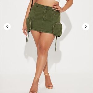 Cargo Green Mini Pencil Skirt for Night Out